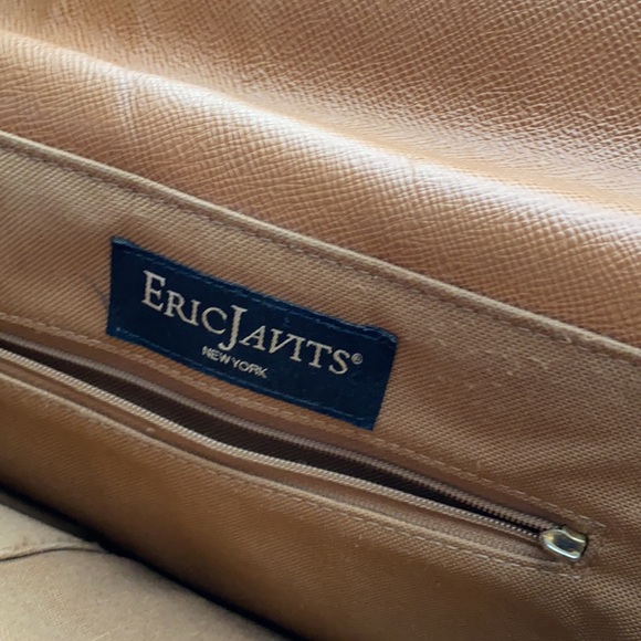 Eric Javits purse with bamboo detail - Picture 4 of 5